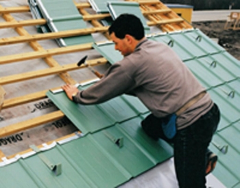 hochwertige Dachprodukte aus beschichtetem Aluminium